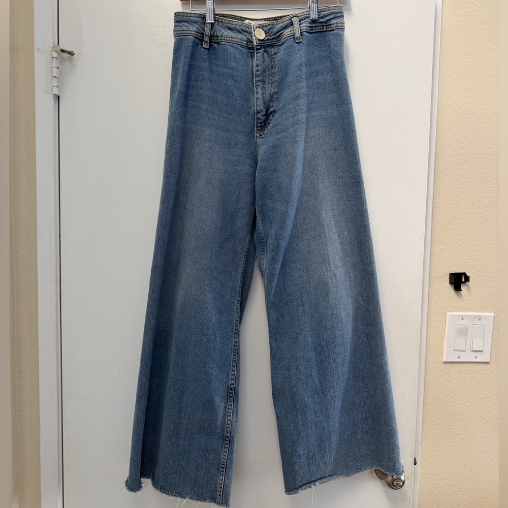 ZARA High Rise - Marine Straight Jeans – Light Wash (Size 8 / EUR 40)